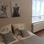 Nova Na Krakowskiej No 1